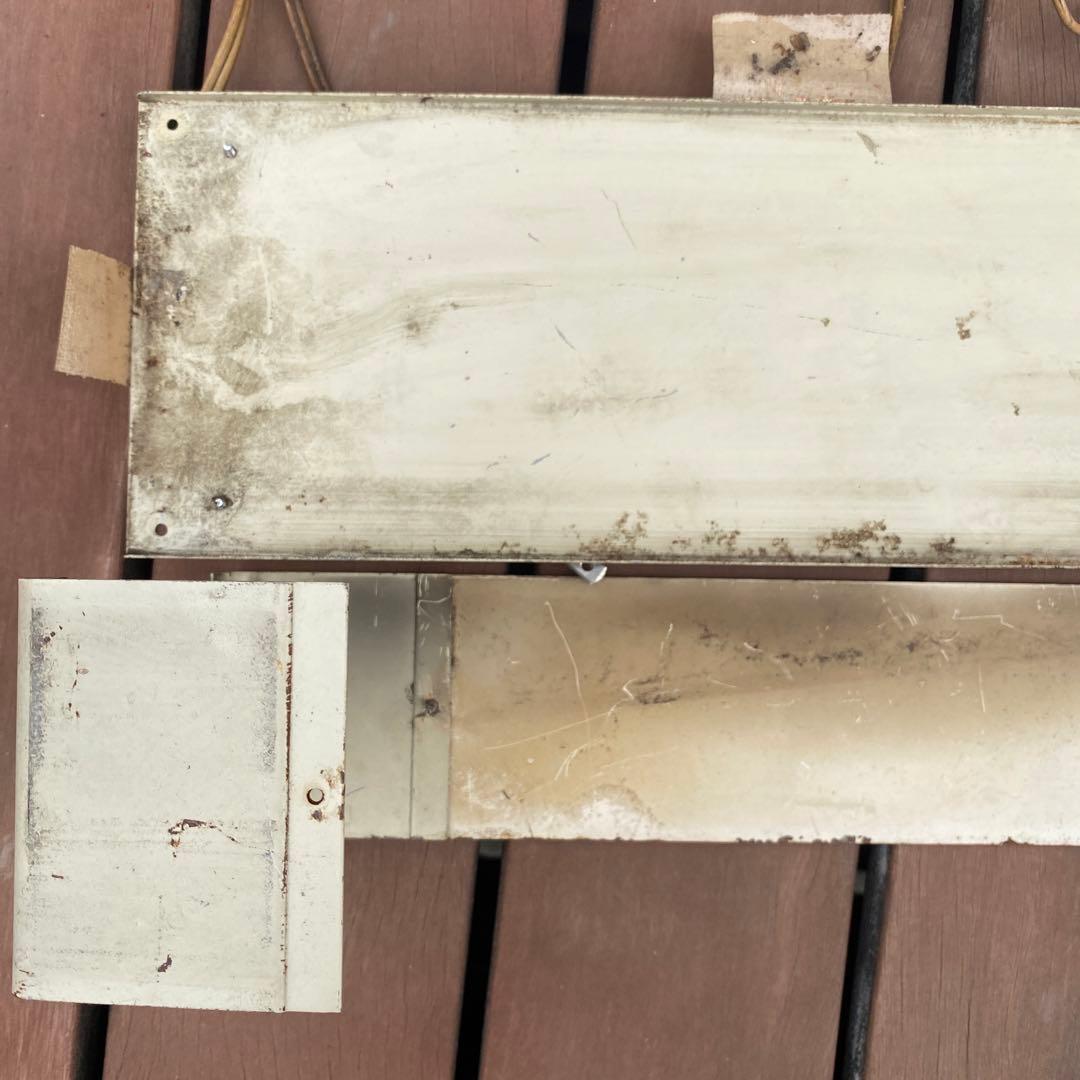 鉄道　合図灯充電器