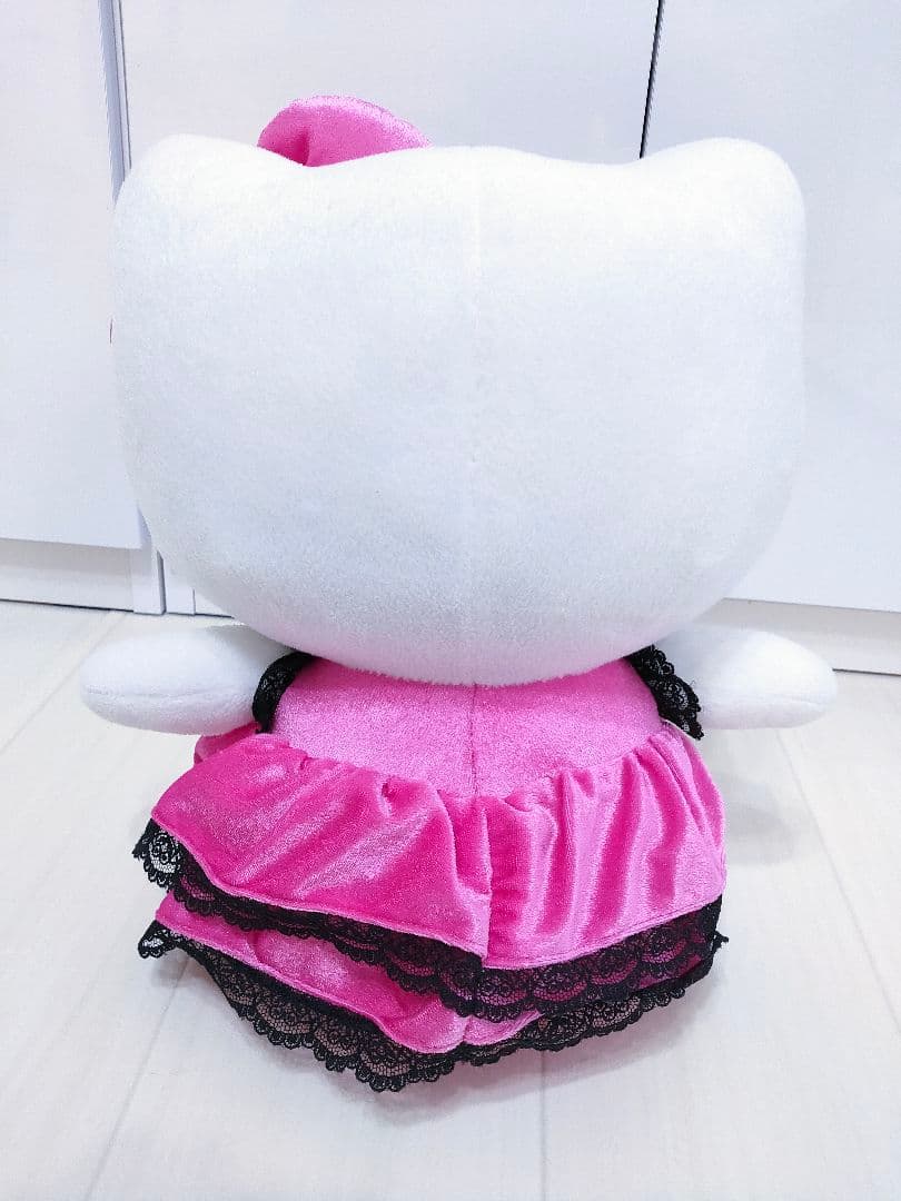 HELLOKITTY 特大ぬいぐるみ USJ限定 ユニバーサルスタジオジャパン