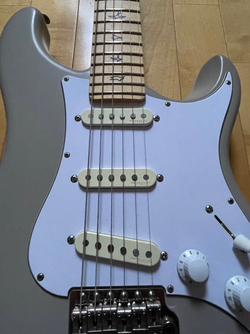 【ほぼ新品】PRSシルバースカイmocsand Satin（USA製）