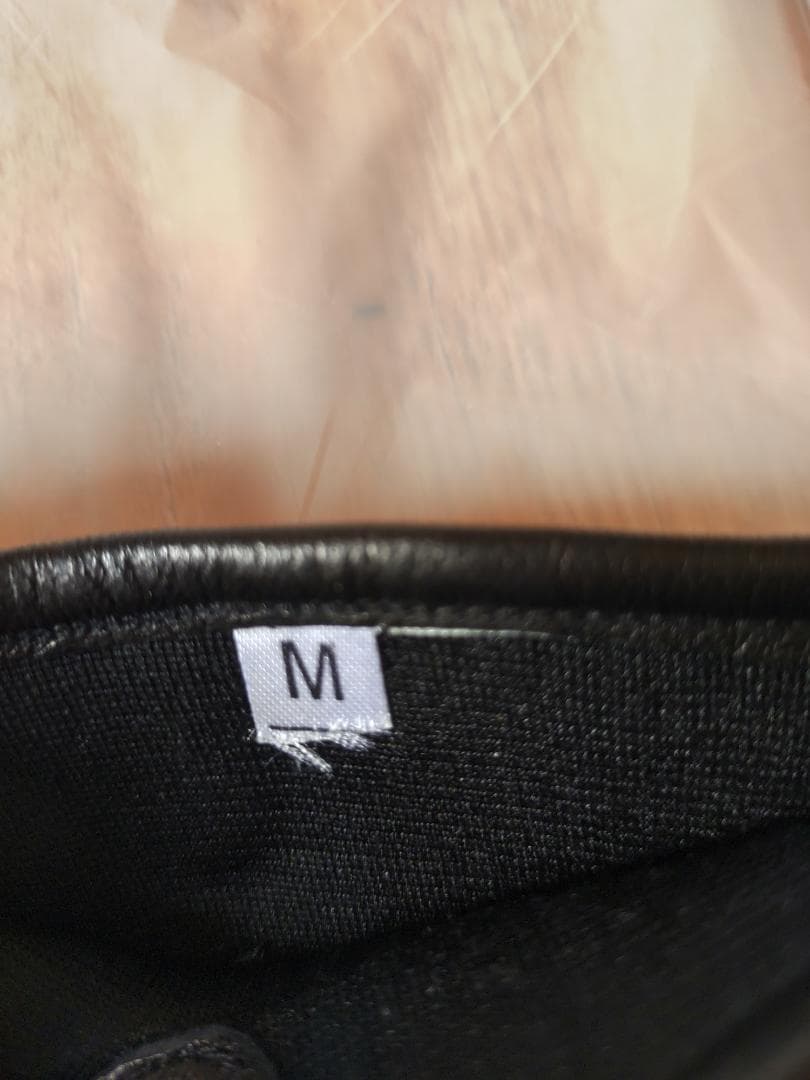 【新品】トムブラウン　レザー　手袋