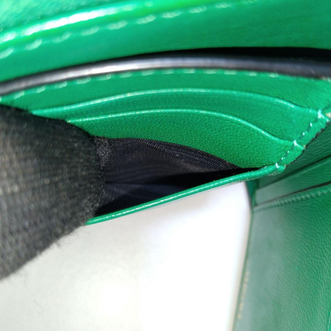 VERSACE ヴェルサーチ キルティング 二つ折り財布 レザー グリーン 緑