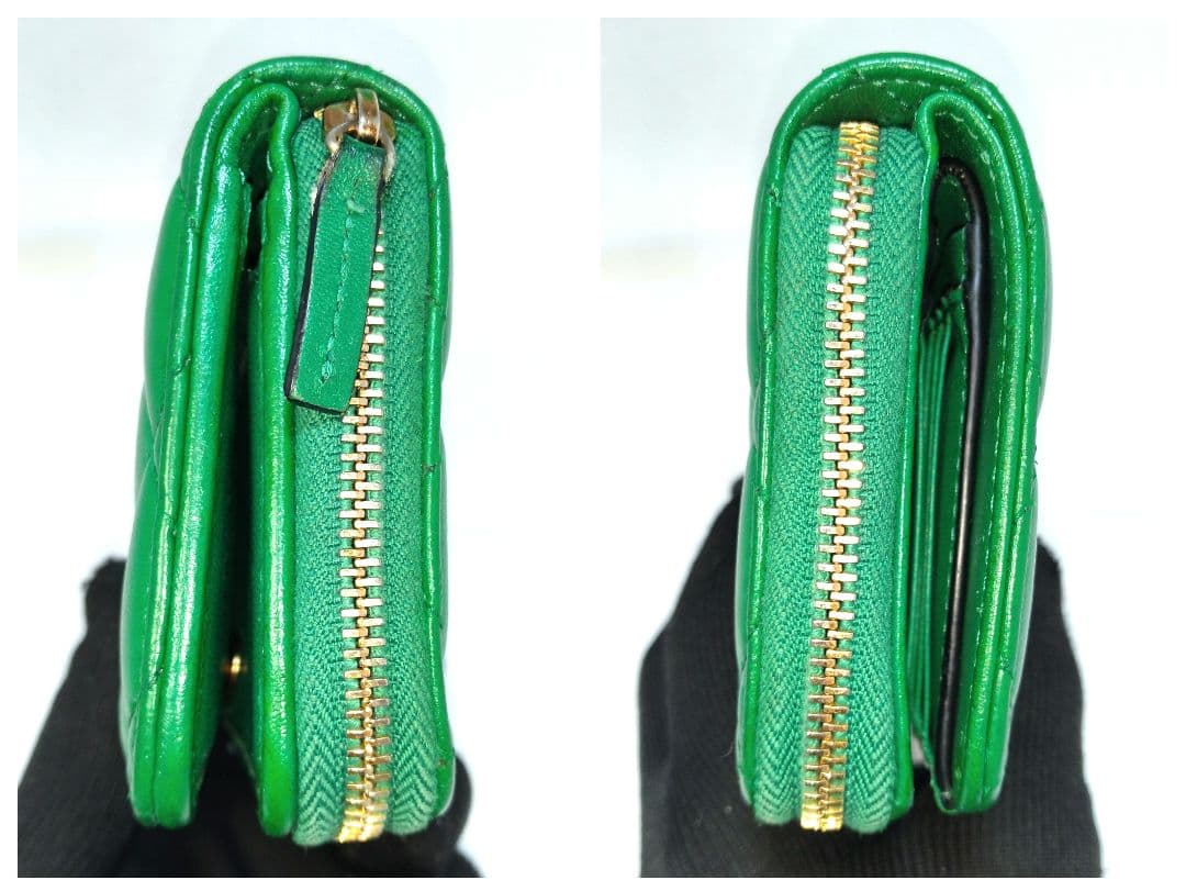 VERSACE ヴェルサーチ キルティング 二つ折り財布 レザー グリーン 緑