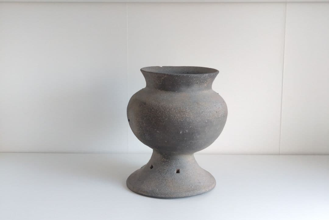 須恵器　高脚壺　古美術骨董古道具インテリア花入器オブジェ