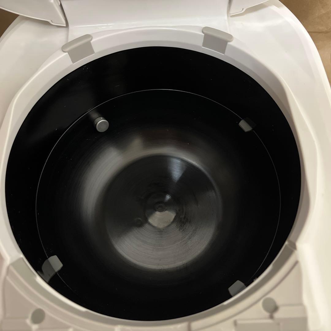 【よしりん】象印 NP-RN05 炊飯器 ホワイト