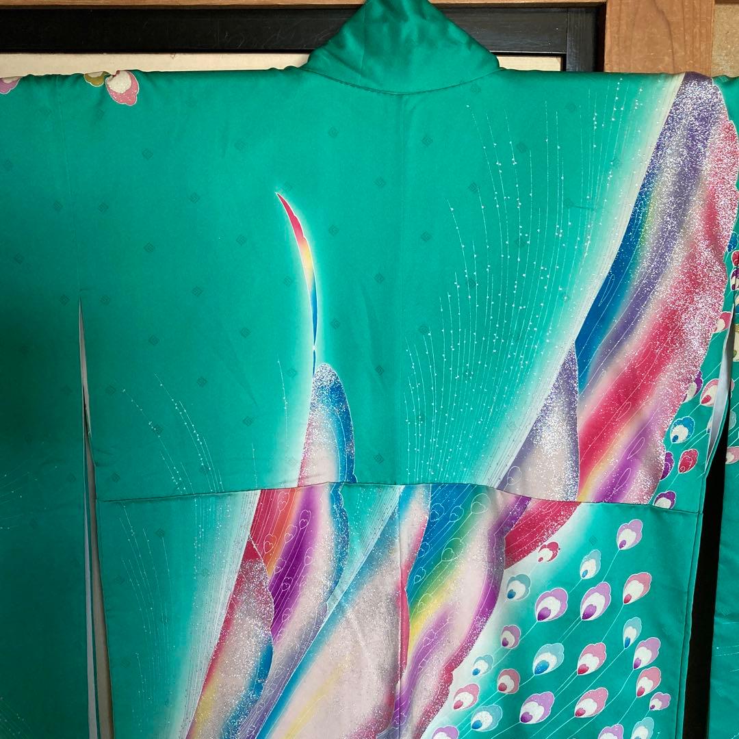 個性的な振袖、ギラ、￼ロッシュ