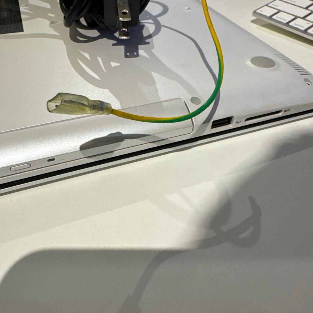 DELL ノートPC Ryzen 5 2500U 8GB 240GB