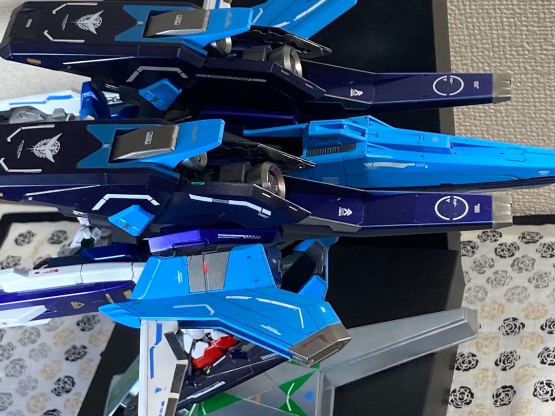 gnアームズ　RGエクシア　完成品　全塗装