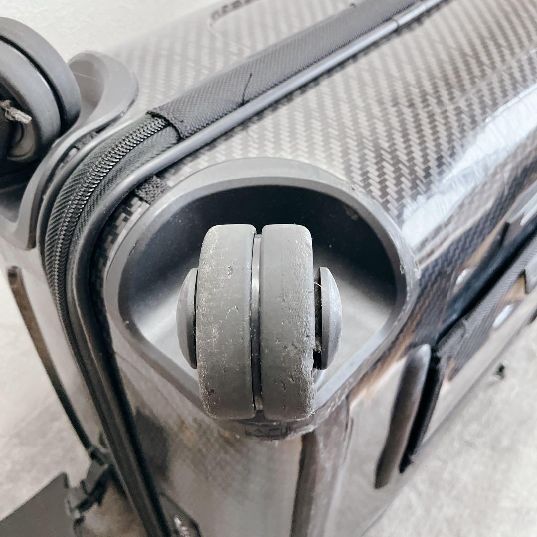TUMI トゥミ ツミ キャリーケース スーツケース　４輪