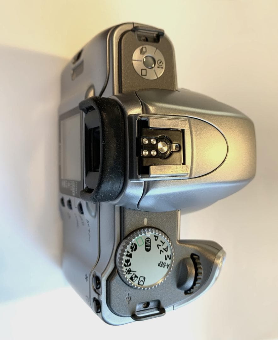 Canon EOS Kiss 5 一眼レフ カメラ ボデイ(シルバー)