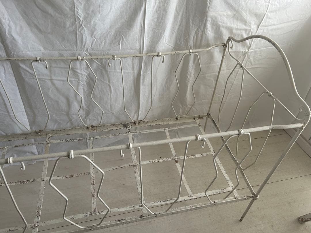 【アンティーク】ホワイトアイアン　ベビーベッド