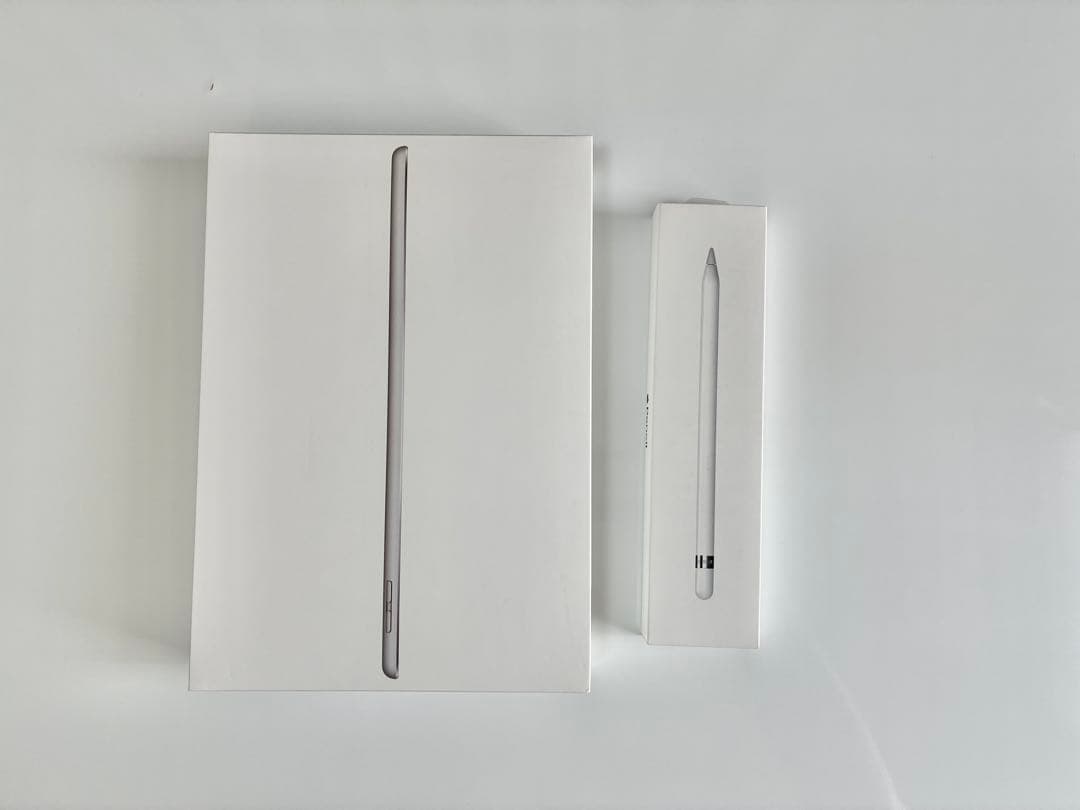Apple iPad 第7世代 シルバー 32GB + Apple Pencil