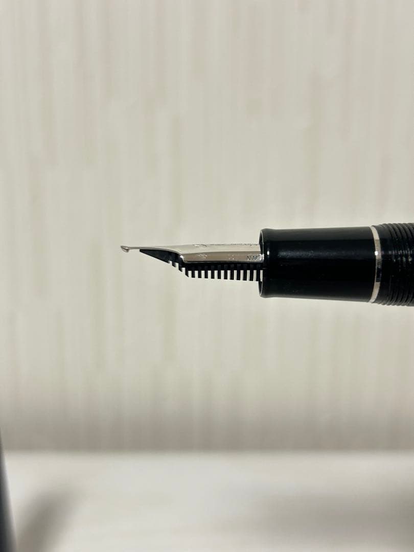 【大幅値下げ】SAILOR セーラー万年筆　長刀研ぎ　シルバートリム 中細 MF