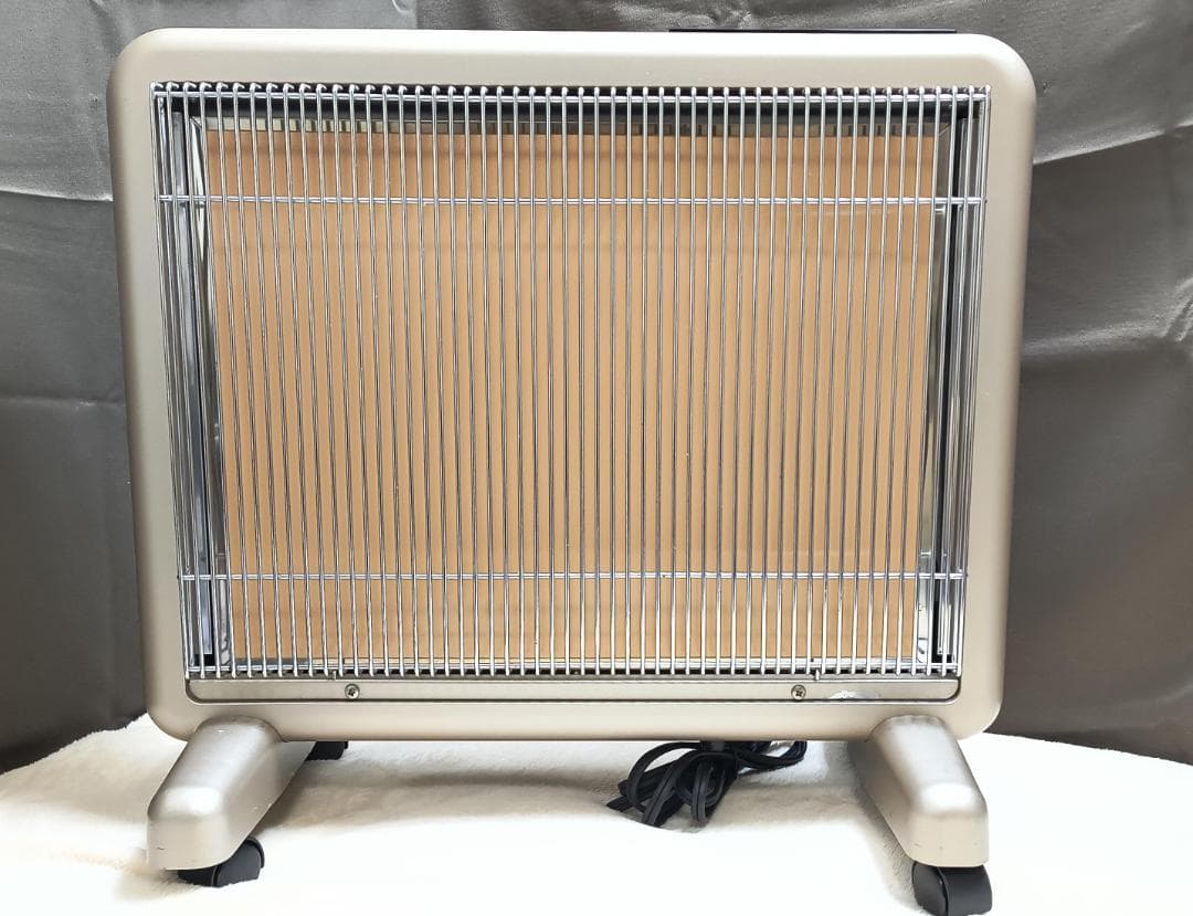 遠赤外線暖房器　サンルミエ　E800L-TM　タイマー付き　パネルヒーター