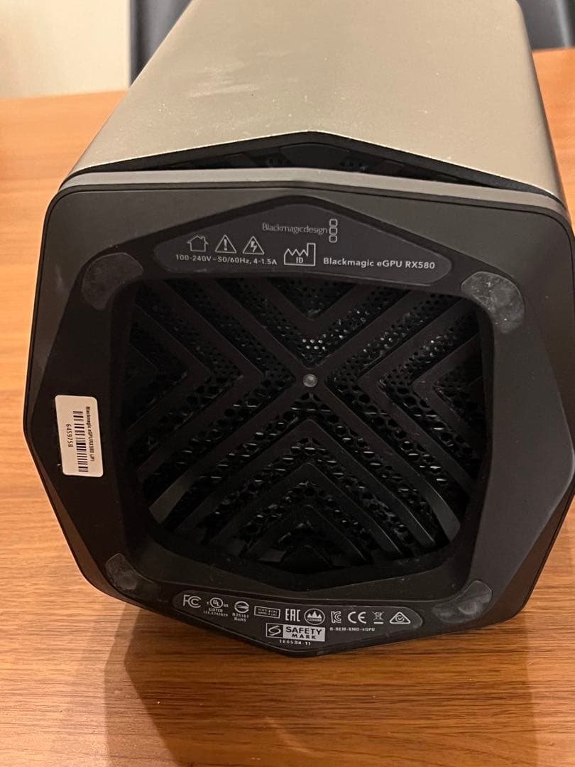 緊急セール！Blackmagic eGPU RX580