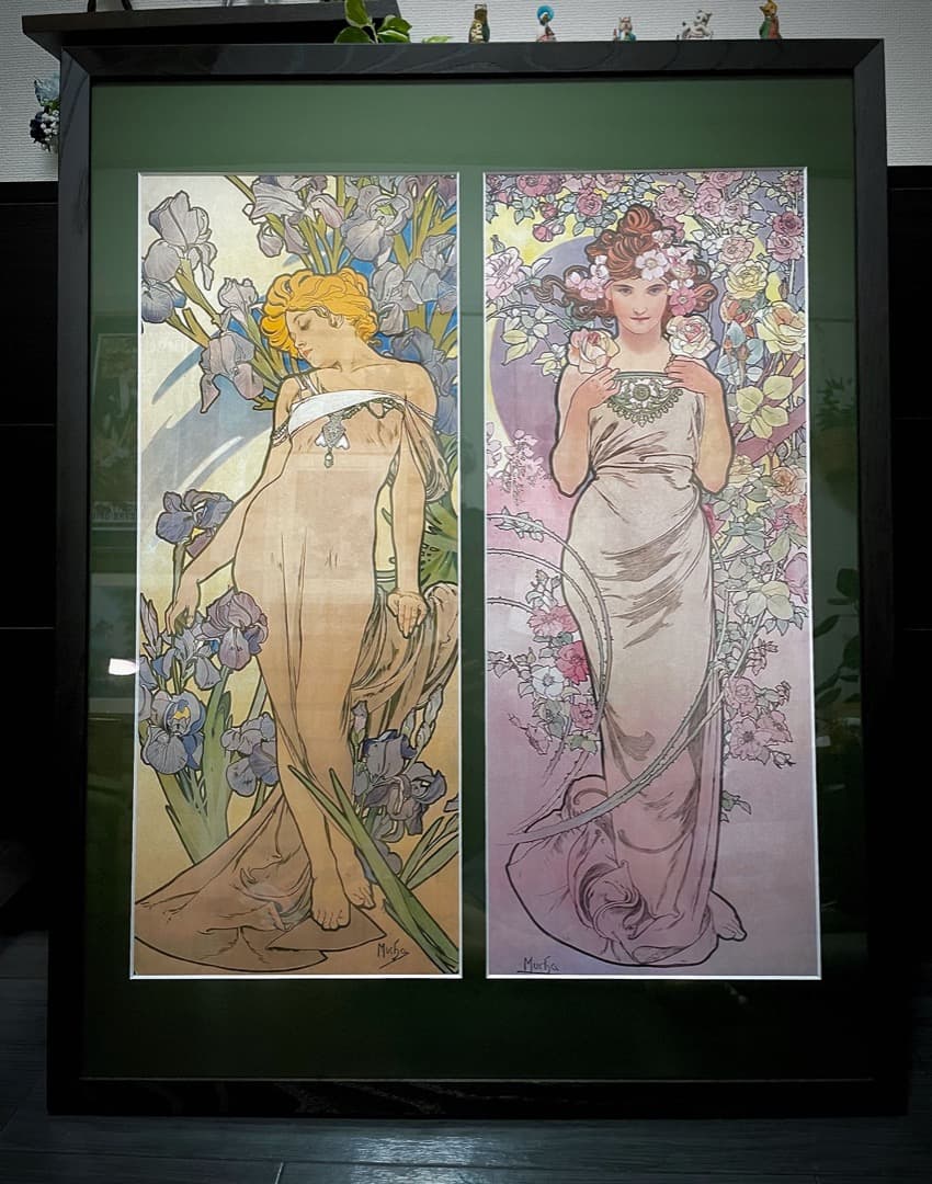 ミュシャ 四つの花（アイリス・バラ）　絵画　額縁つき