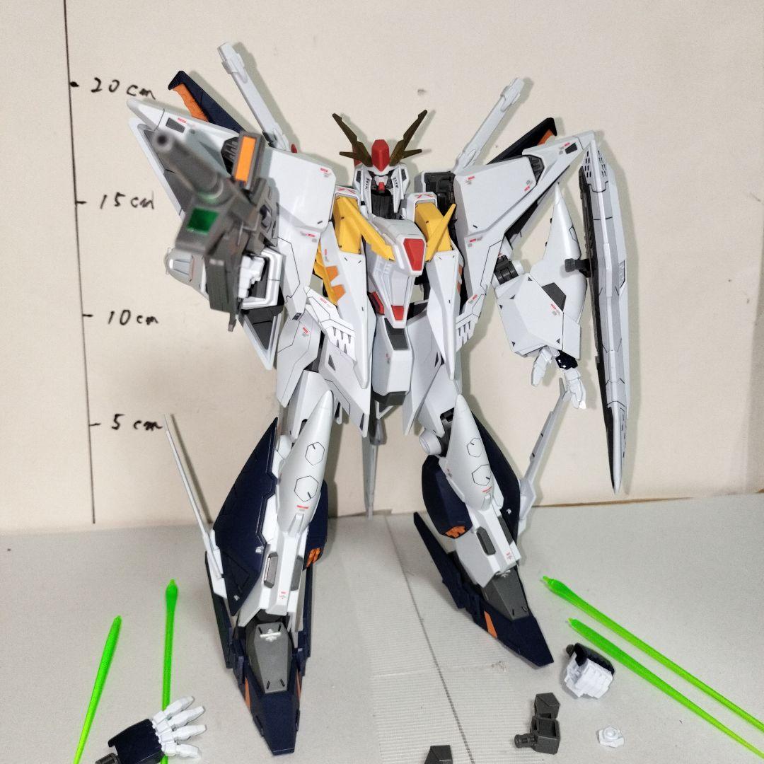 HG 1/144 クスィーガンダム 閃光のハサウェイ 塗装完成品 ガンプラ