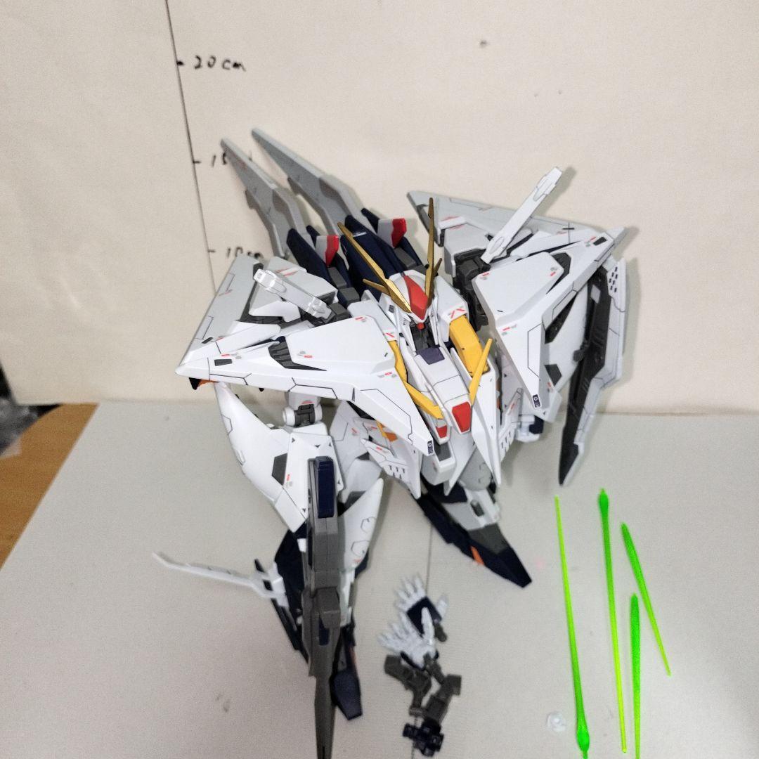 HG 1/144 クスィーガンダム 閃光のハサウェイ 塗装完成品 ガンプラ