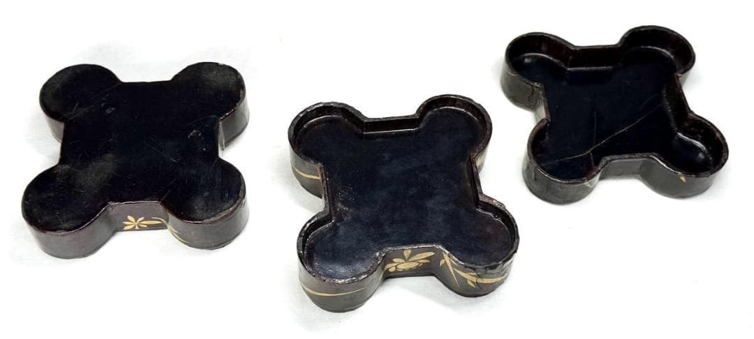 明末清初時代 木製珍獣花草文蒔絵二段小物入れ 漆器 時代物 唐物 WWWT084