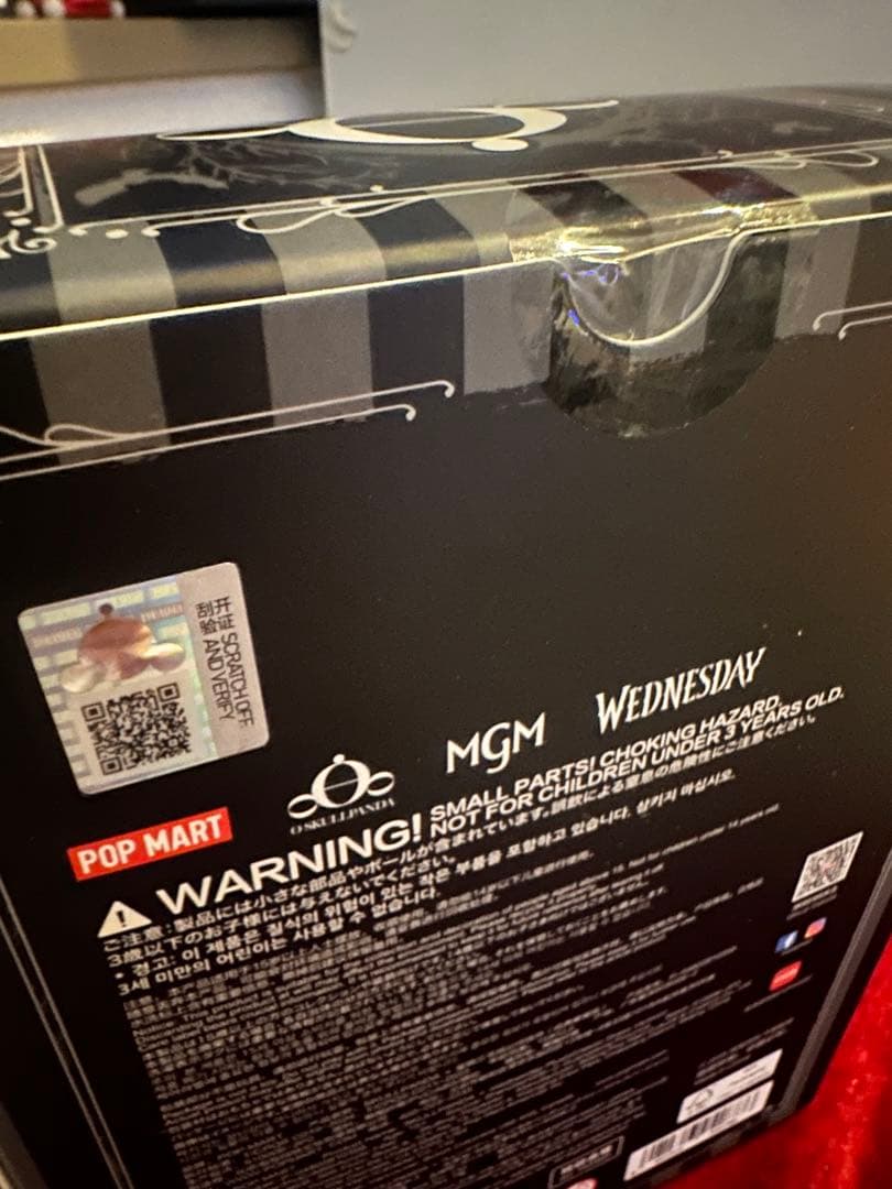 本日限定価格2POPMART ポップマート スカルパンダ ウェンズデー 限定
