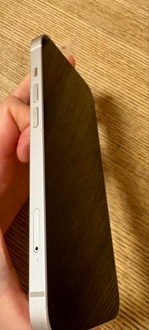 Apple iPhone 13 本体 ホワイト 128GB