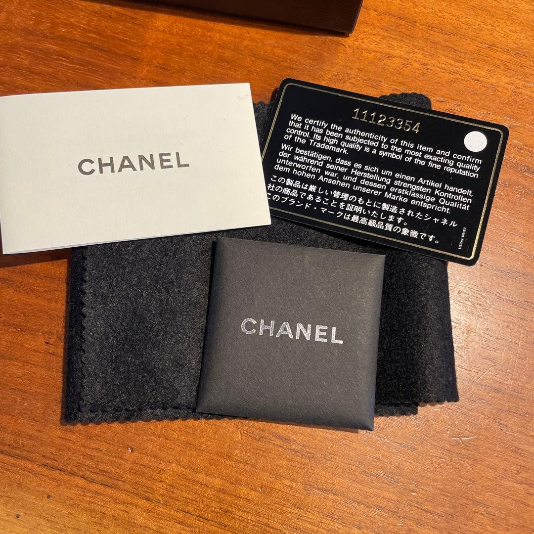 シャネル　CHANEL カンボンライン　二つ折り財布　がま口　ブラック　レザー