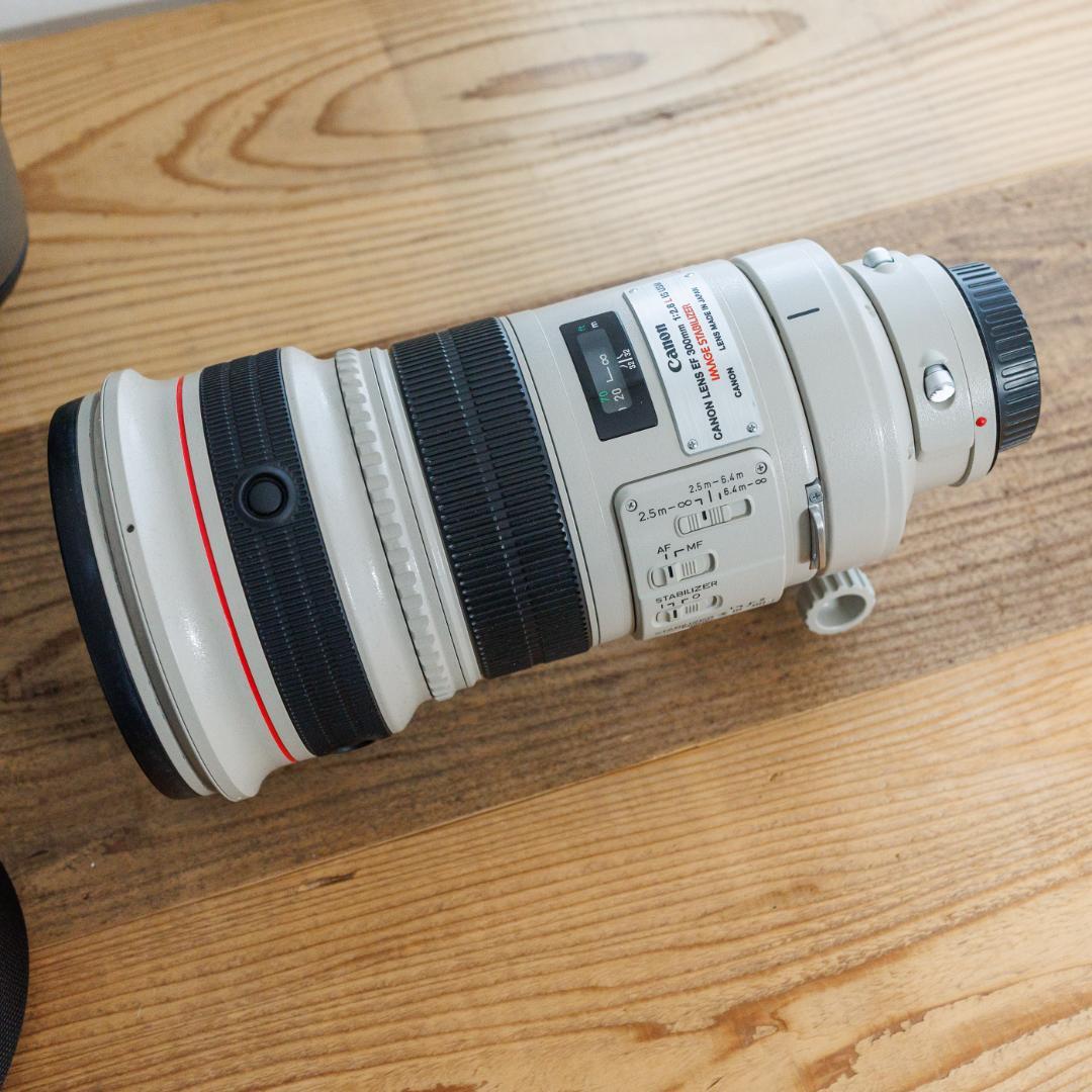 美品 キヤノン EF300mm F2.8L IS USM ケース付き