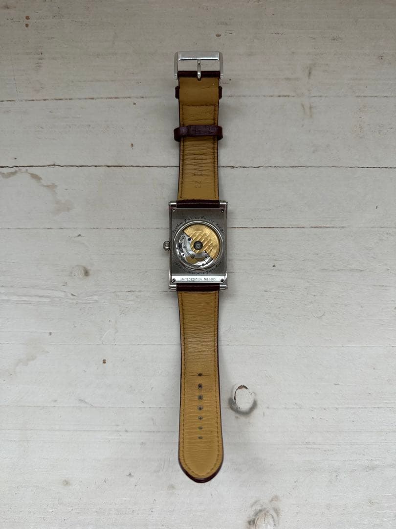 Anne）フレデリックコンスタント　カレ　リミテッドエディション