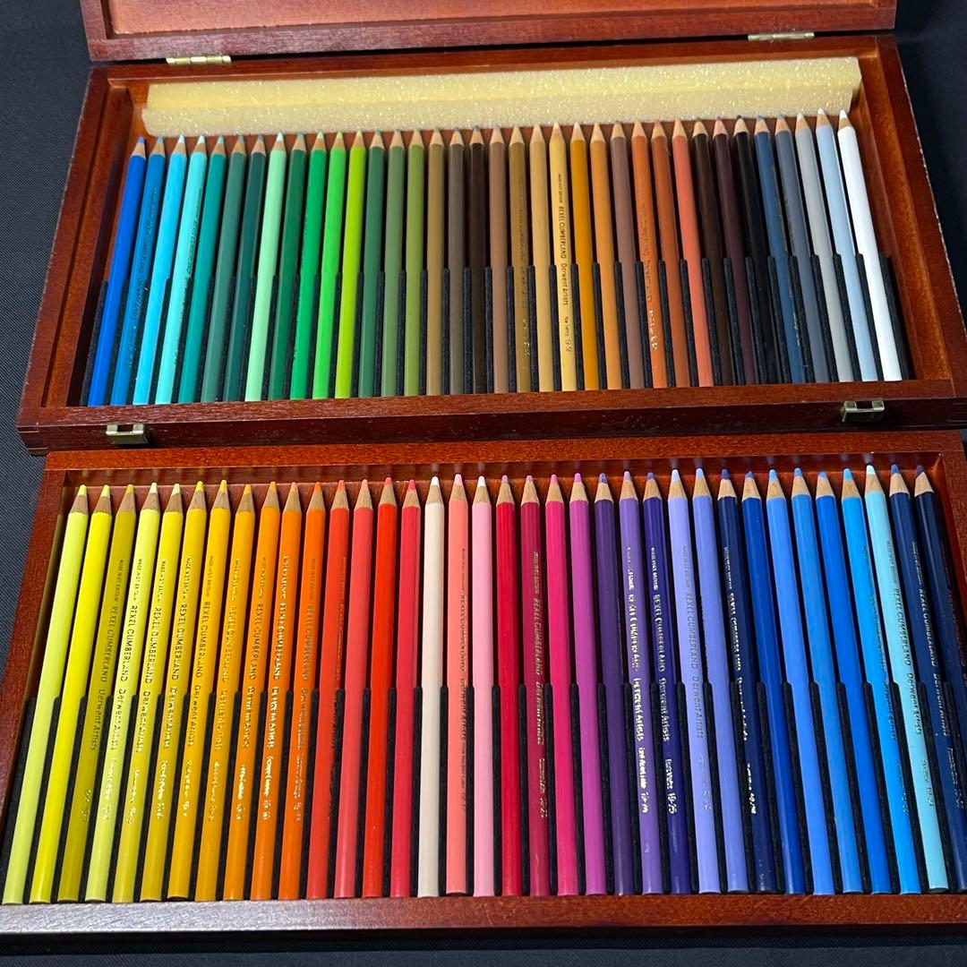 A861⭐︎美品 DERWENT ダーウェント 色鉛筆 72色 木箱入 イギリス