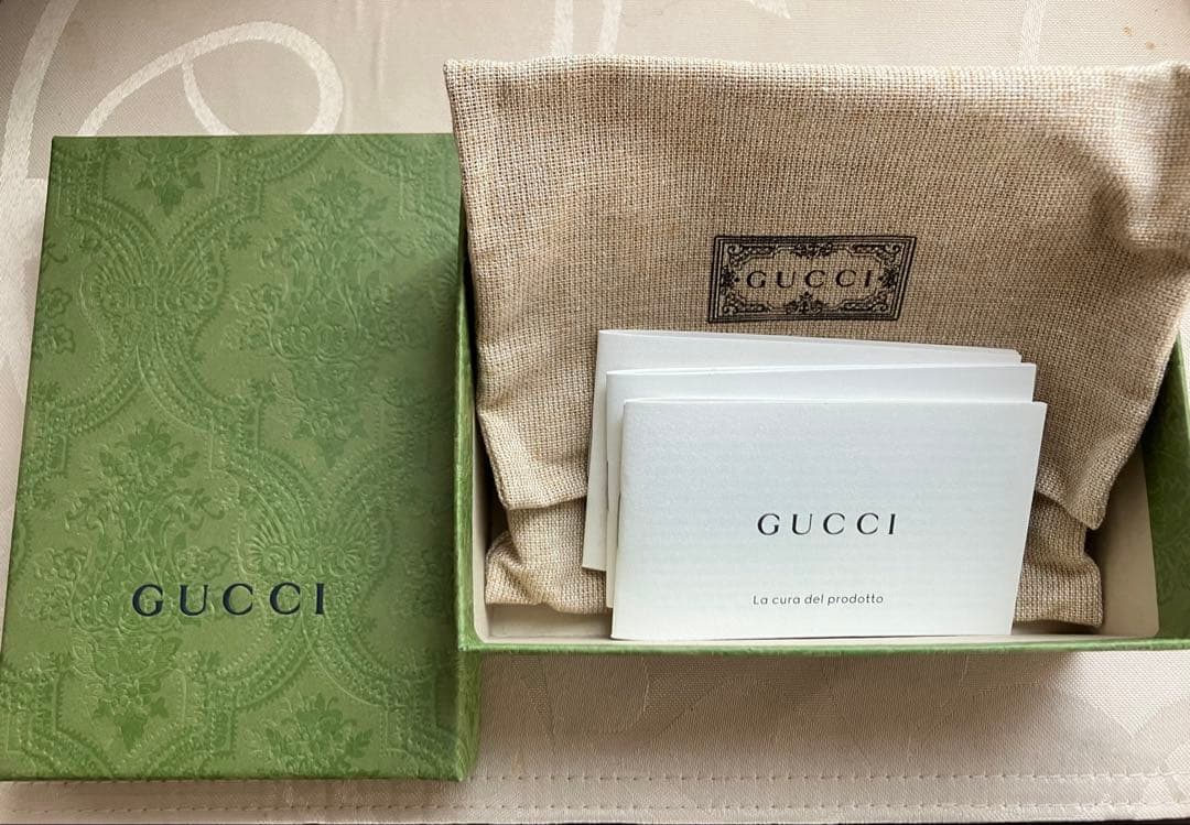 ⭐️【GUCCI】GGキャンバス 二つ折り財布⭐︎箱あり⭐️