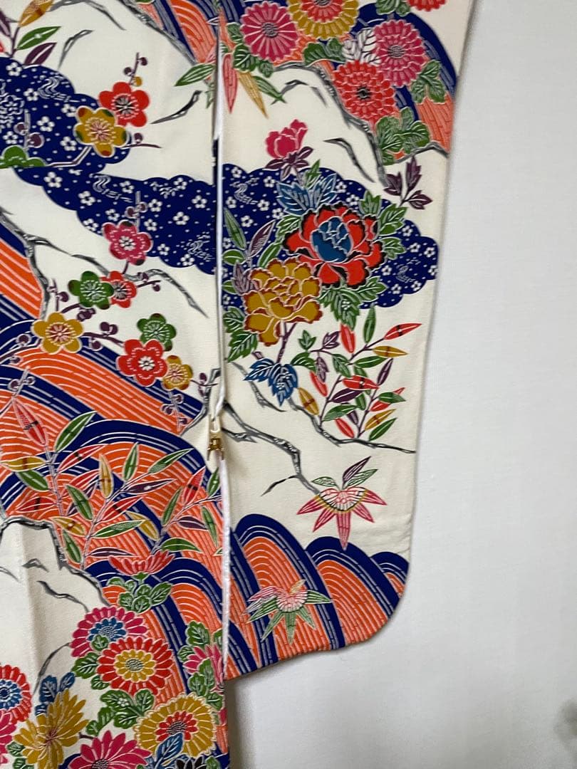 振袖 花柄 紅型　波模様 多色　長襦袢うそつき袖付　身丈約150cm 小柄な方