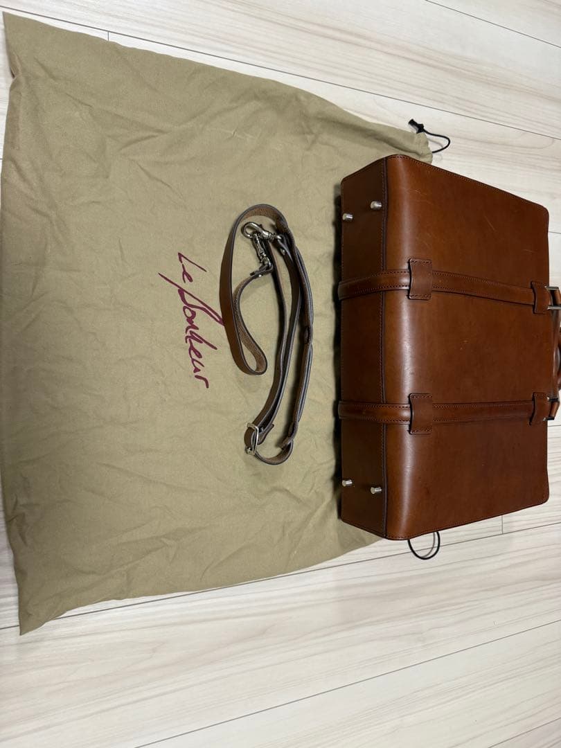 Le Bonheur ブッテーロ天ファスナーブリーフケース　茶　ル・ボナー