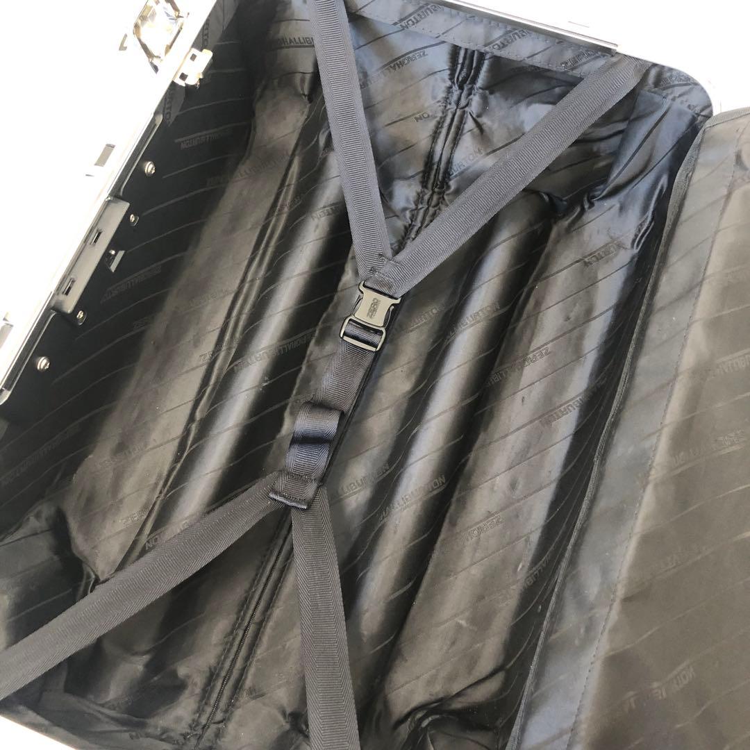 ゼロハリバートン　2輪　スーツケース　31L キャリーケース　機内持ち込み可能