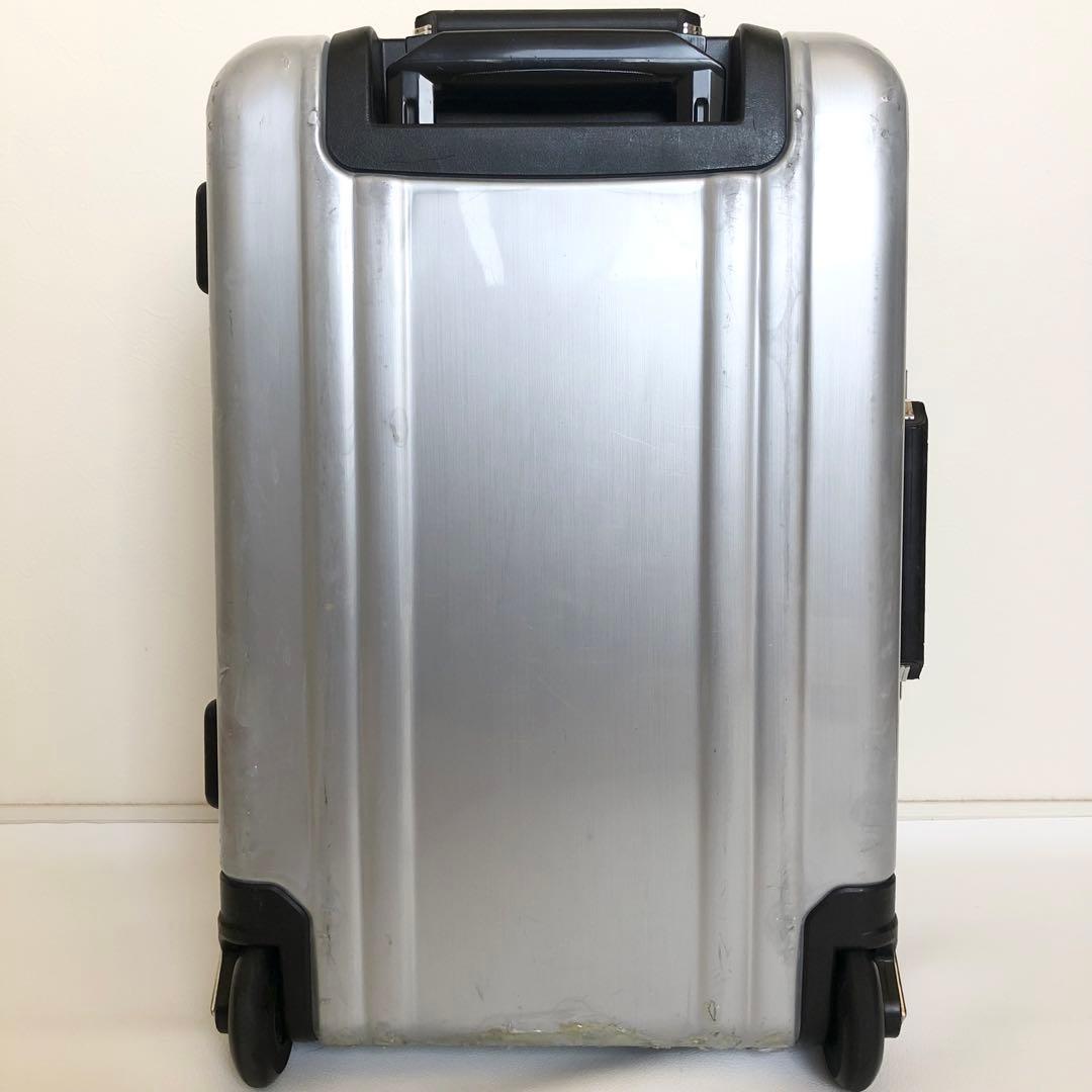 ゼロハリバートン　2輪　スーツケース　31L キャリーケース　機内持ち込み可能