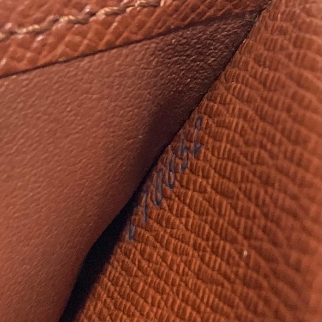 週末限定価格　Louis ヴィトン　コンパクト　チャック　モノグラム　茶　財布