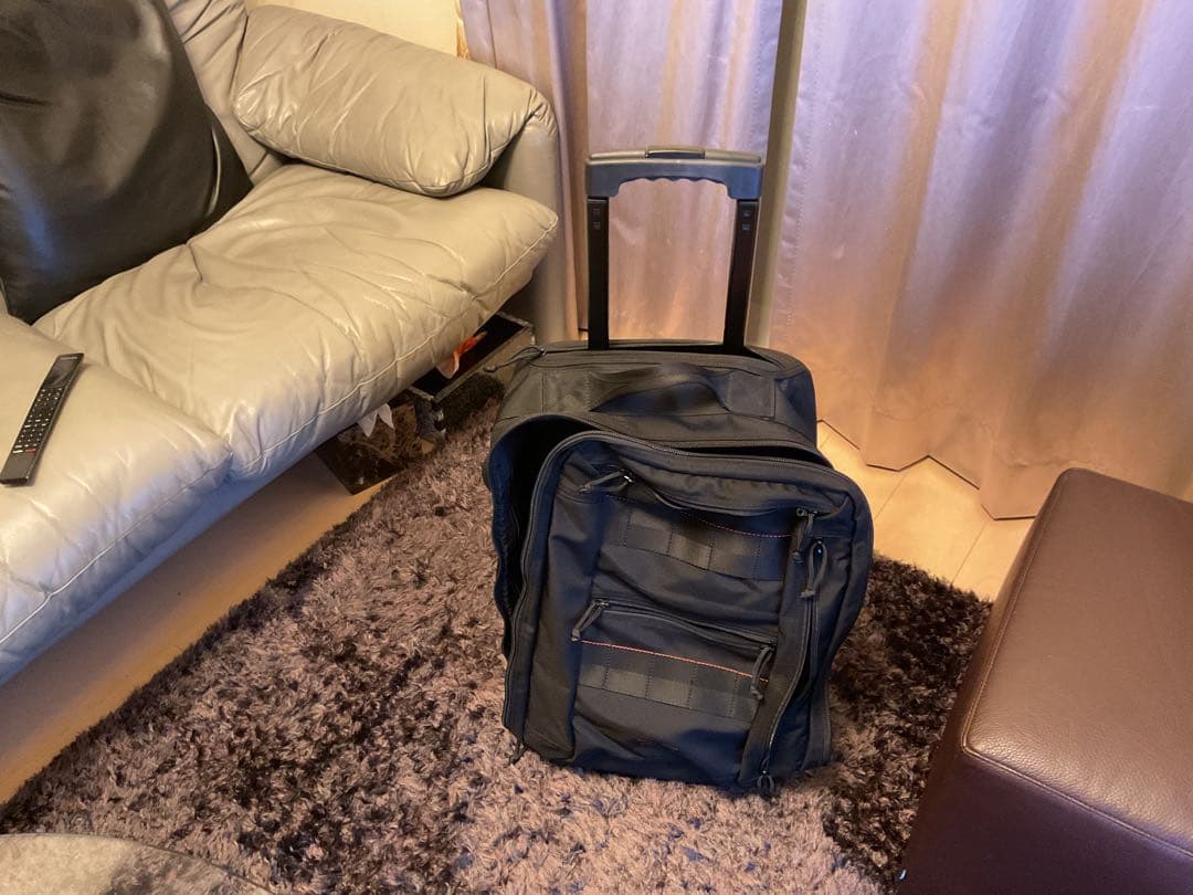 美品　廃盤　ブリーフィング　BRIEFING　CLOUD T4 キャリーケース