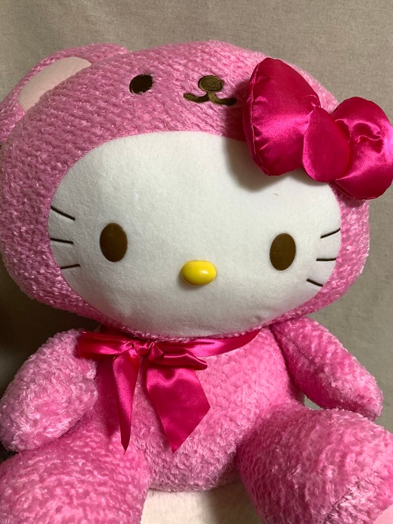 激レア　ハローキティ　特大ピンクぬいぐるみ