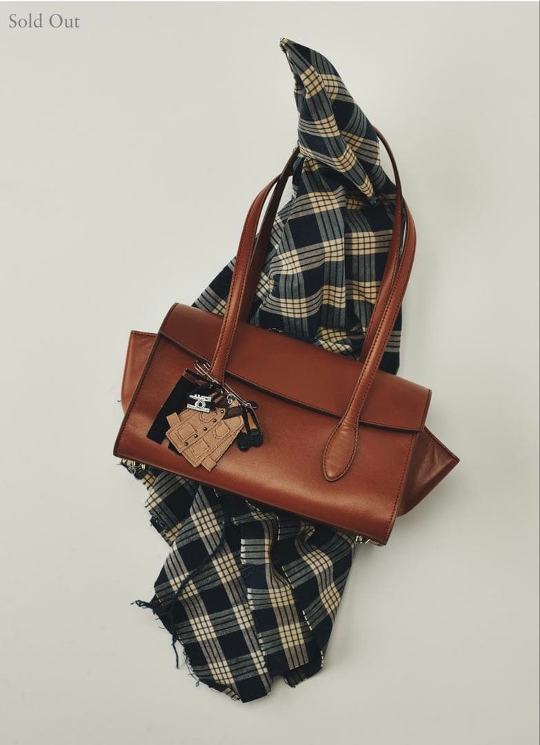 【新品】ロンハーマン別注　アンヌマリー ヘルケス ジャケット&カメラブローチ