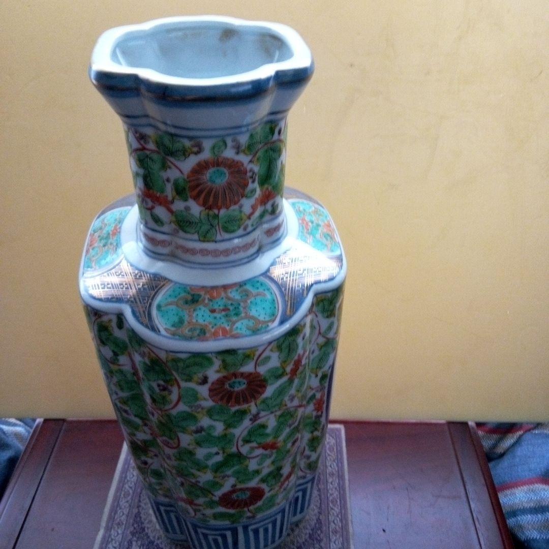 中国美術　粉彩花弁紋　花瓶