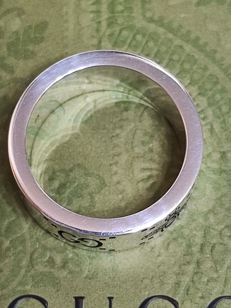 新品 GUCCI グッチ 指輪 シルバー リング GG＆ビー 蜂 23