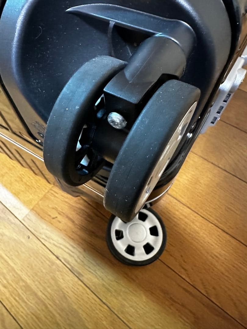 【1回のみ使用】RIMOWA LIMBO 電子タグ 60L ブラック