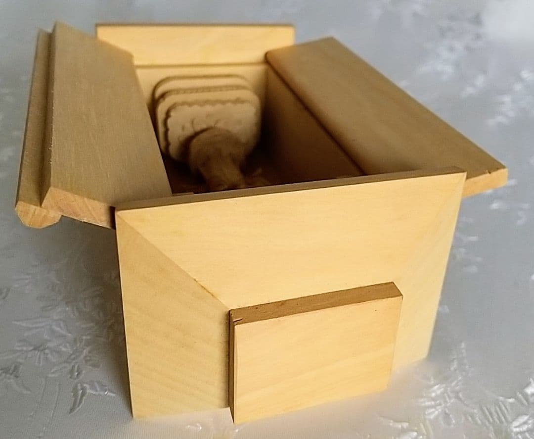 大日如来立像【極小】#403 厨子入り 木彫 仏像