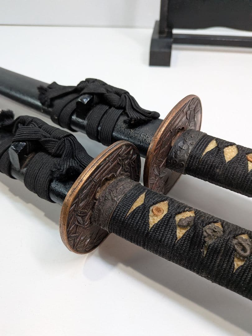 P930 ​【迫力】模造刀 居合刀 大小2本セット 黒石目 樋入り コスプレ