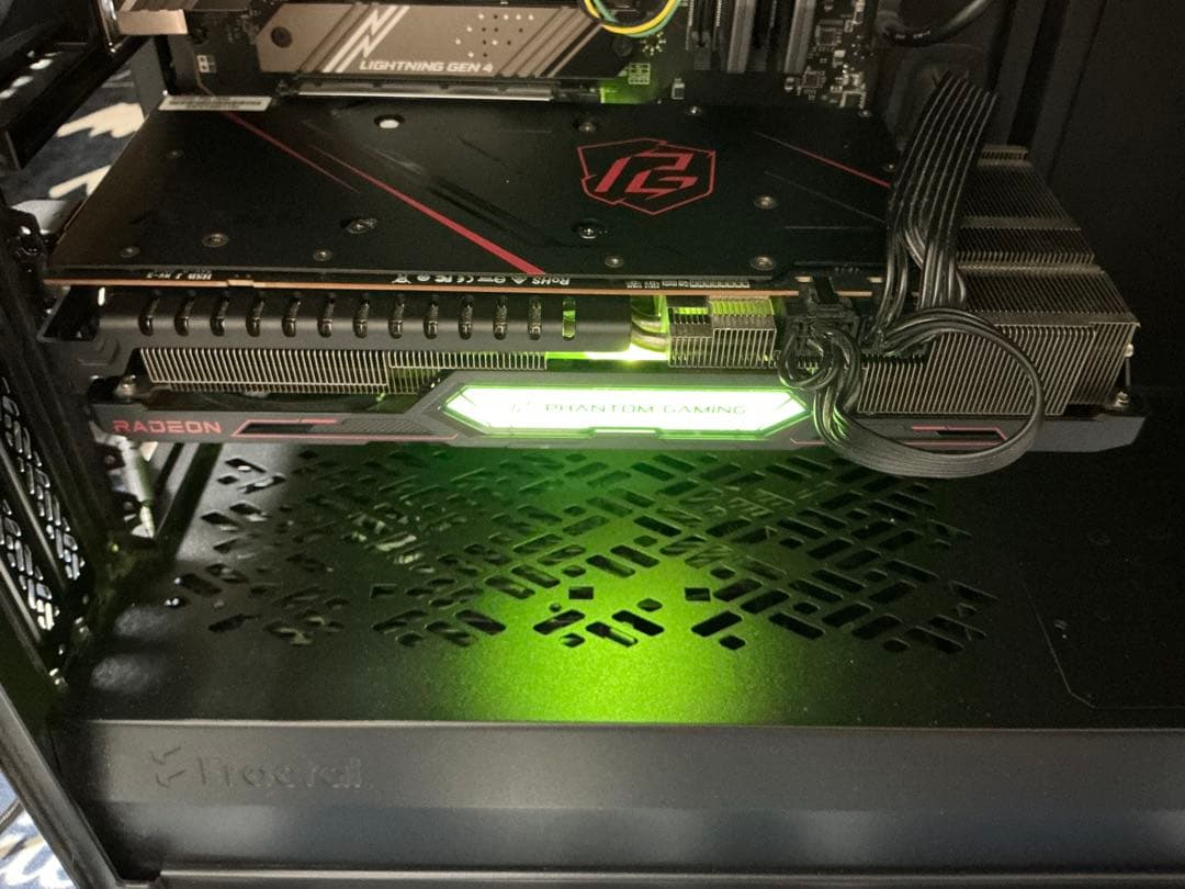 【美品/非喫煙】ASRock RX 6800 16GB OC トリプルファン