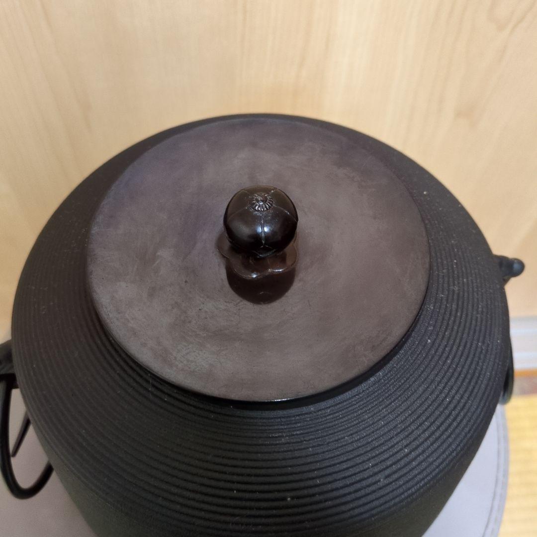 茶道具　特製 志きの釜 本漆仕上 糸目尻張釜