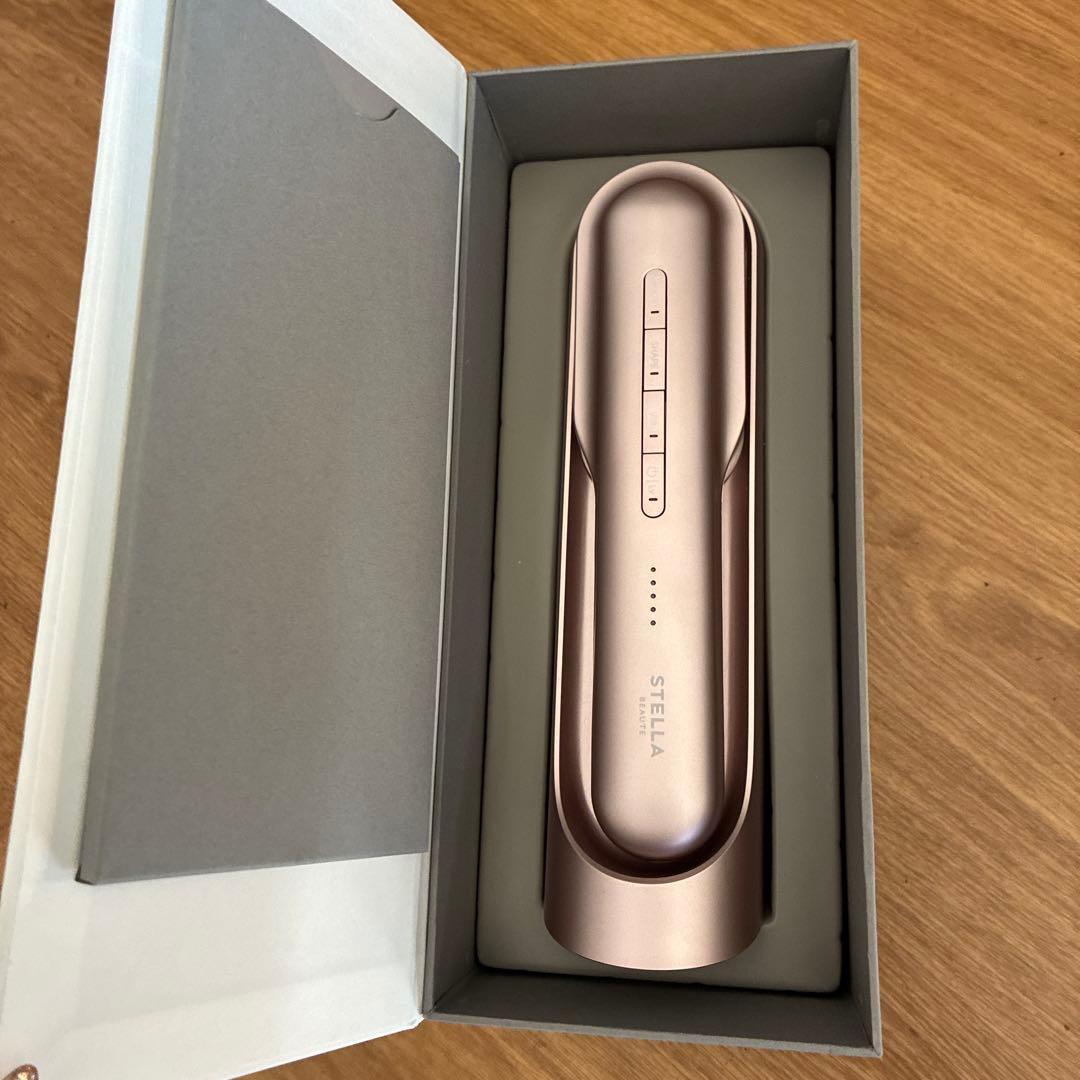 ステラボーテ レーザー＆EMSリフトブラシ PRO 2.0 ショッパーつき