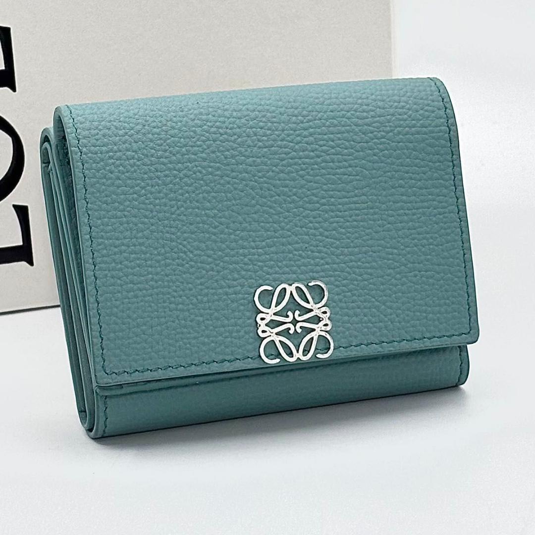 新品同様 完売色 希少 ロエベ 三つ折り財布 アナグラム ブルー コンパクト