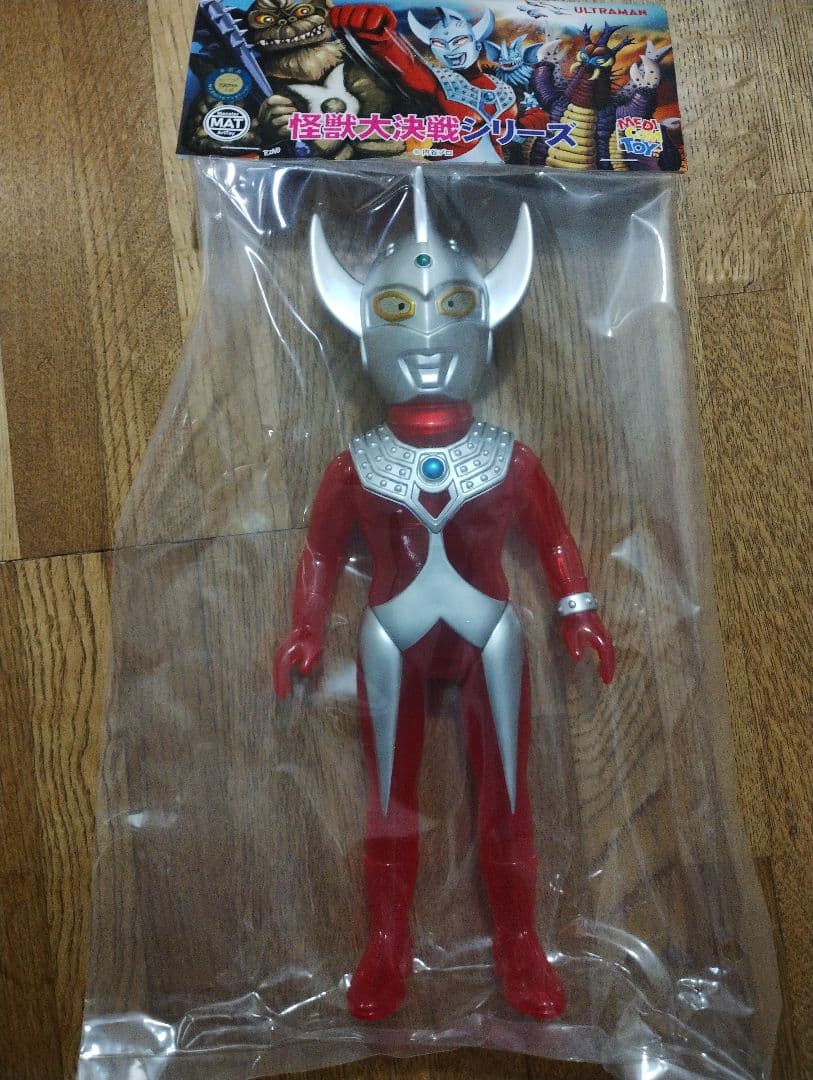 MAT シリーズ ウルトラマンタロウ ソフビ フィギュア メディコムトイ