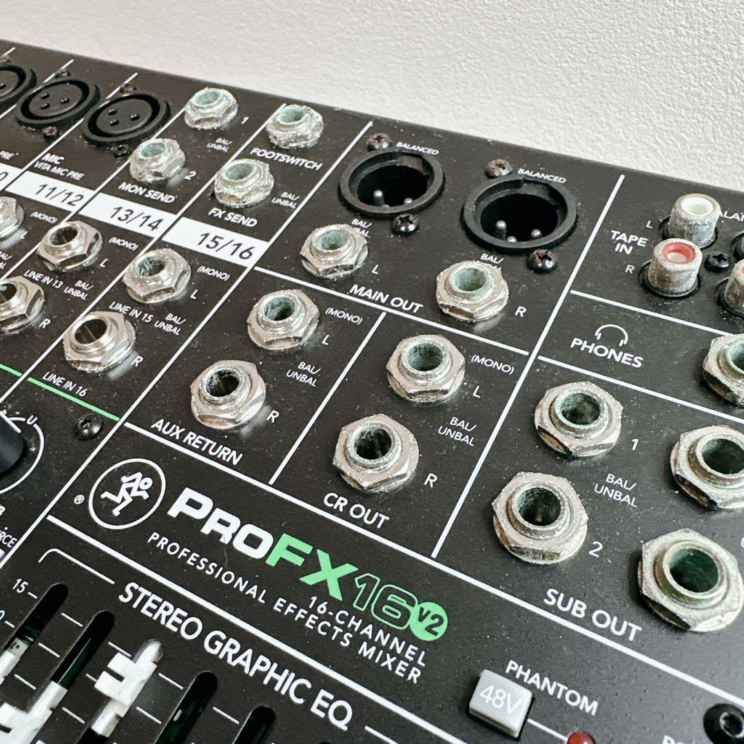 希少　MACKIE　マッキー　アナログミキサー　ProFX16v2　高品質