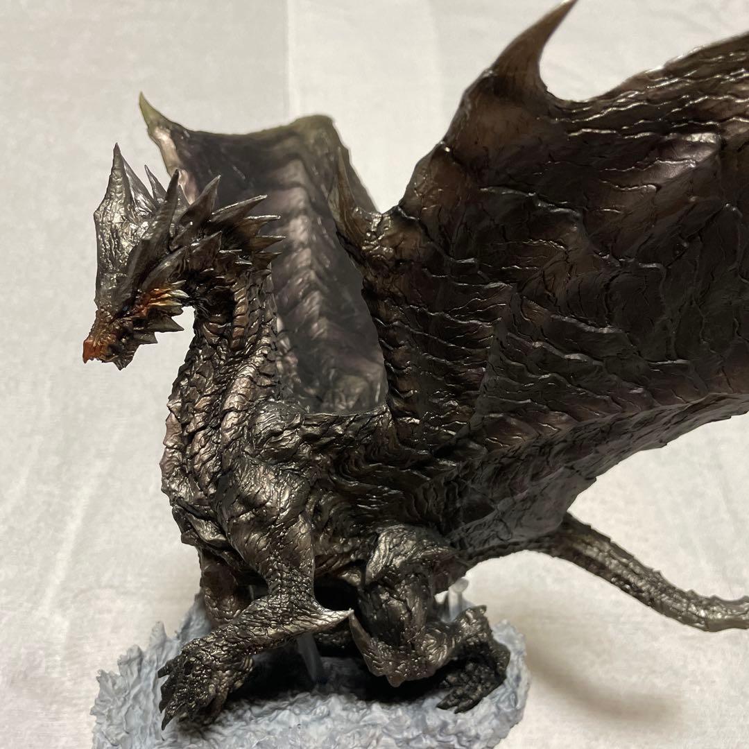 カプコンフィギュアビルダー　クリエイターズモデル　鋼龍 クシャルダオラ 復刻版