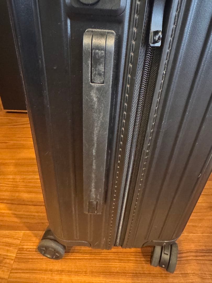 RIMOWA ESSENTIAL キャビン ブラック